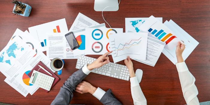Not all social media numbers tell the full story. Likes and shares are great, but they don’t always lead to real results.
If you want to grow your business through social, you need to track what truly matters. That means going beyond basic metrics.
This blog will show you the advanced social media metrics that actually impact your bottom line. Thes...