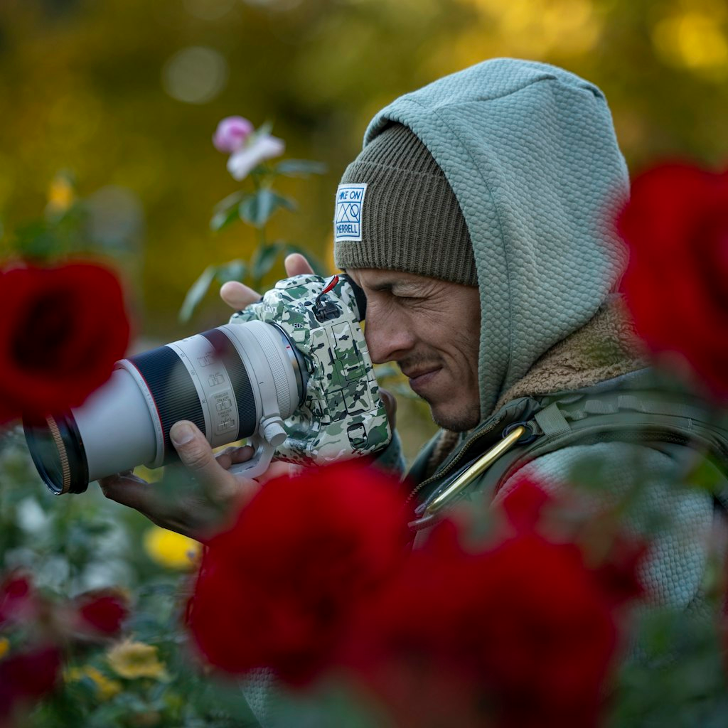 If you're a photographer, you might be wondering what is a completely free website builder that show